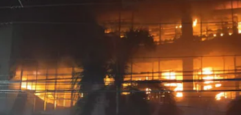 കോഴിക്കോട് ജയലക്ഷ്മി സിൽക്സിൽ വൻ തീപിടിത്തം; എയർപോർട്ട് ഫയർ എൻജിൻ സ്ഥലത്ത്