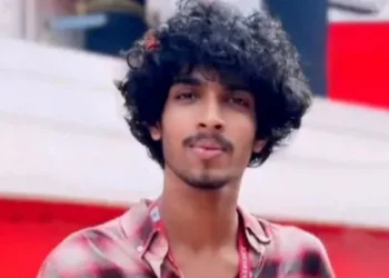 എസ്എഫ്ഐ നേതാവ് വീട്ടിൽ തൂങ്ങിമരിച്ച നിലയിൽ, ബിരുദ വിദ്യാർഥി