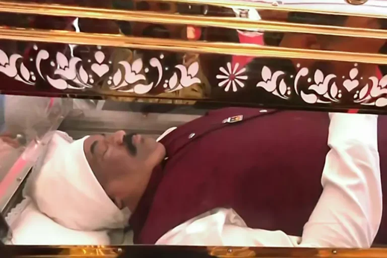 ആഗ്രഹംപോലെ പ്രിയപ്പെട്ട റിസോർട്ടിൽ സി.ജെ. റോയിക്ക് അന്ത്യനിദ്ര, കണ്ണീരോടെ വിടചൊല്ലി ആയിരങ്ങൾ