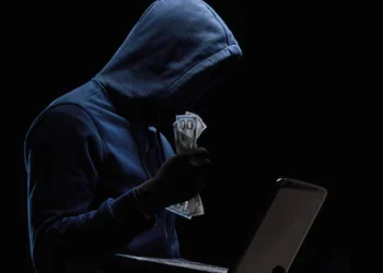 പെൻഷൻ പാസ്ബുക്കിന്റെ മറവിൽ ഓൺലൈൻ തട്ടിപ്പ്; വിരമിച്ച ബാങ്ക് ജീവനക്കാരന് നഷ്ടമായത് 5.38 ലക്ഷം