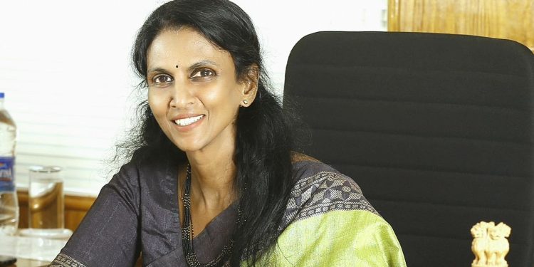 എന്തിനാണ് വെറുതെ കാശ് കളയുന്നത്?’; ഡല്‍ഹി യാത്ര വേണ്ടെന്ന് വച്ചതില്‍ വിശദീകരണവുമായി ആര്‍ ശ്രീലേഖ