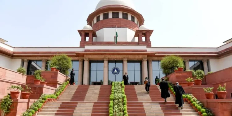 വിവാഹിതയായ സ്ത്രീക്ക് വിവാഹ വാഗ്ദാനം നൽകി ബലാത്സംഗം ചെയ്തുവെന്ന് പറയാനാകില്ല – സുപ്രീംകോടതി