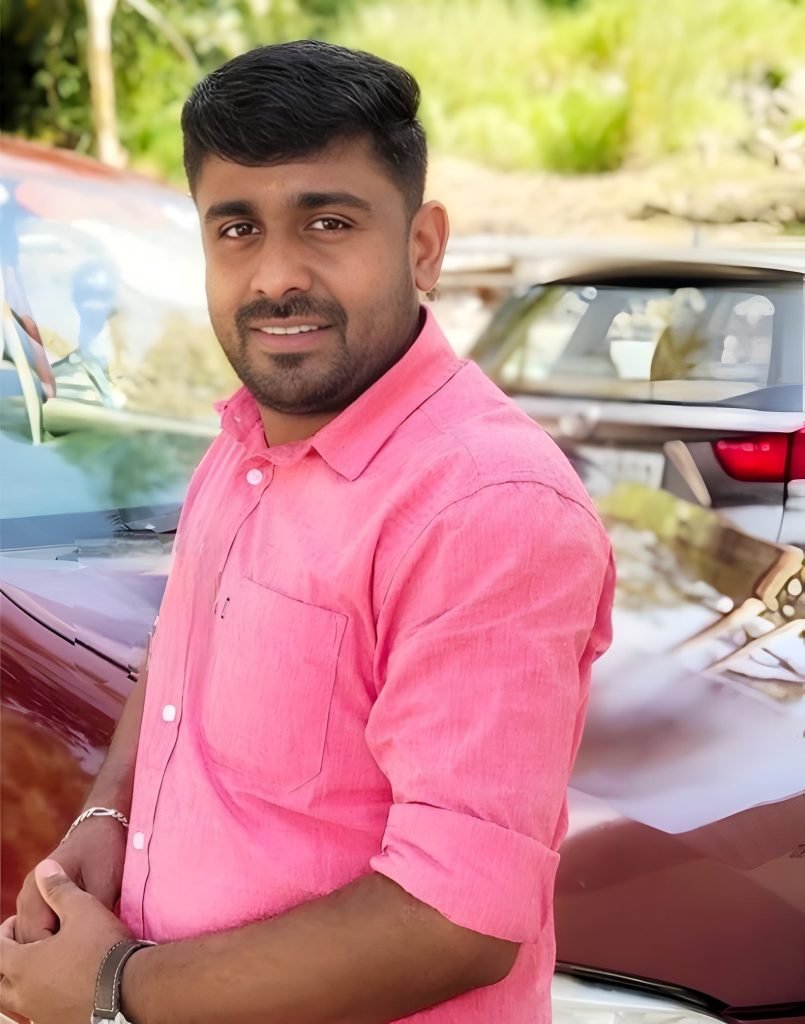 സഹകരണ ബാങ്ക് ജീവനക്കാരനെ കാറിനുള്ളിൽ മരിച്ചനിലയിൽ കണ്ടെത്തി