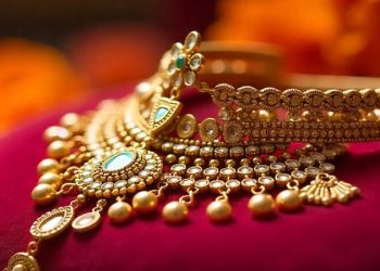 ഈ മാസത്തെ ഏറ്റവും കുറഞ്ഞ നിരക്കിൽ സ്വർണം വാങ്ങണോ? ഇന്ന് പൊയ്ക്കോളൂ