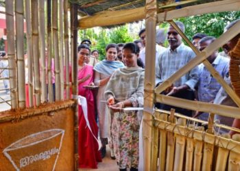 നിയമസഭാ തെരഞ്ഞെടുപ്പ്: കളക്ടറേറ്റിൽ മാതൃകാ ‘ഹരിത ബൂത്തൊരുങ്ങി