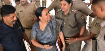 ‘നേടാം ഒരു പവൻ’; മന്ത്രിയെ ആക്രമിക്കുന്നതിന്റെ തെളിവ് ഹാജരാക്കിയാൽ സ്വർണം