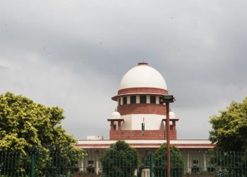 വിവാഹംകഴിക്കുന്നത് ജോലിക്കാരിയെയല്ല, ഭാര്യ വീട്ടുജോലി ചെയ്യാതിരിക്കുന്നത് ക്രൂരതയല്ല- സുപ്രീം കോടതി