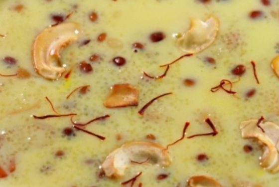 സദ്യയ്ക്ക് പായസം ലഭിച്ചില്ല: വിളമ്പുകാരനെ കല്ലുകൊണ്ട് ഇടിച്ചു, പിന്നാലെ വീട്ടിൽ കയറി അതിക്രമം; അറസ്റ്റ്