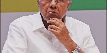 ലഹരി’യിൽ പ്രവര്‍ത്തകന്റെ ഒരു ചോദ്യം; ‘വീട്ടിൽ പോയി ചോദിച്ചാൽ മതിയെന്ന്’ മുഖ്യമന്ത്രി