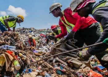 മാലിന്യങ്ങൾ ഇനി നാലായി തരംതിരിച്ചു സംസ്കരിക്കണം; വീടുകൾക്കും ബാധകം; ഹോട്ടലുകൾക്ക് പ്രത്യേക മാനദണ്ഡങ്ങൾ