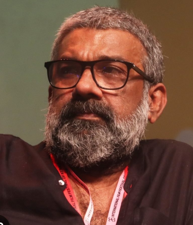 കാരവാനിൽ സിസിടിവികളില്ല; രഞ്ജിത്തിനൊപ്പം വാഹനത്തിലുണ്ടായിരുന്ന നടൻ ബോബി കുര്യനെ ചോദ്യം ചെയ്യും