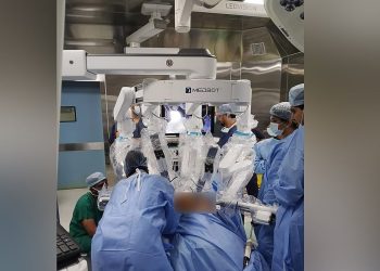 ദാതാവിനും രോഗിക്കും റോബോട്ടിക് ശസ്ത്രക്രിയ; വൃക്ക മാറ്റിവെക്കലില്‍ പുതുചരിത്രവുമായി കിംസ് ശ്രീചന്ദ്, രാജ്യത്ത് ആദ്യം