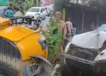 ഗുഡ്‌സ് ഓട്ടോറിക്ഷയും കാറും കൂട്ടിയിടിച്ച് അപകടം