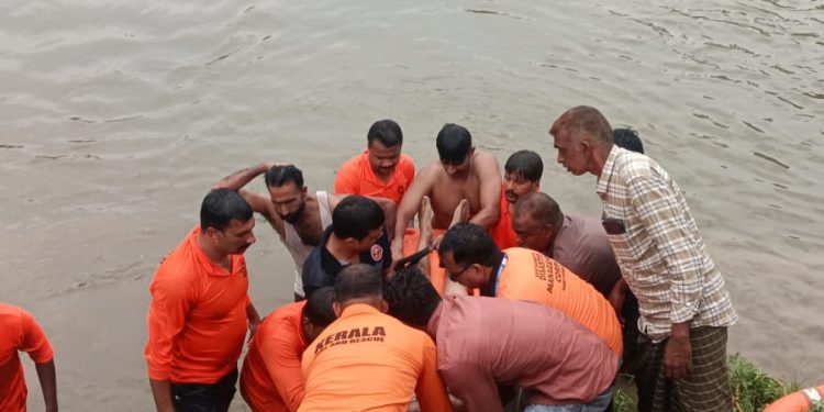 വരദൂർ പുഴയിൽ കാണാതായ വിദ്യാർത്ഥിയുടെ മൃതദേഹം കണ്ടെത്തി