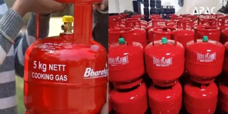 അതിഥി തൊഴിലാളികള്‍ക്കായി ‘ചോട്ടു’; അഞ്ച് കിലോഗ്രാം എല്‍പിജി ക്വാട്ട ഇരട്ടിയാക്കി കേന്ദ്ര സര്‍ക്കാര്‍