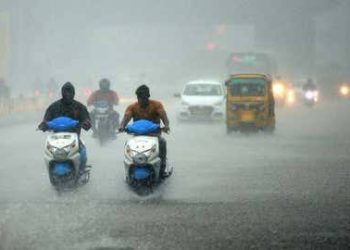 സംസ്ഥാനത്ത് ഒറ്റപ്പെട്ടയിടങ്ങളില്‍ ഇടിമിന്നലോടു കൂടിയ മഴയ്ക്ക് സാധ്യത