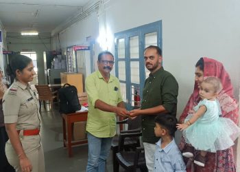 ‘ഉത്തരക്കടലാസ് വലിച്ചെറിയും; പരാതിപ്പെട്ടാൽ ആൺകുട്ടികളെ വിട്ട് മർദിക്കും’