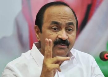 ചോര്‍ച്ച പരിശോധിക്കേണ്ടത് മന്ത്രിയല്ല എൻജിനീയർമാരാണ്’: കെ. രാജനെ പരിഹസിച്ച് വി. ഡി സതീശൻ