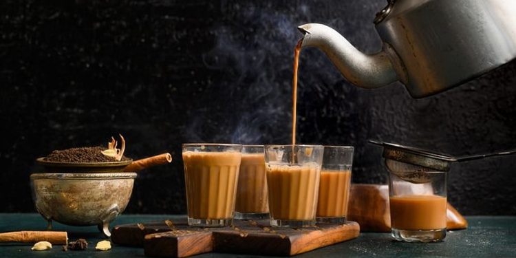 ഇനി ചായ കുടിക്കാൻ മലയാളികള്‍ പാടുപെടും; ഒറ്റയടിക്ക് കൂടുന്നത് ആറ് രൂപ, തീരുമാനം ഉടൻ