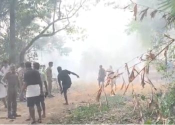 തൃശൂർ മുണ്ടത്തിക്കോട് വെടിക്കെട്ട് പുരയിൽ സ്ഫോടനം; തൊഴിലാളികൾക്ക് പരിക്ക്