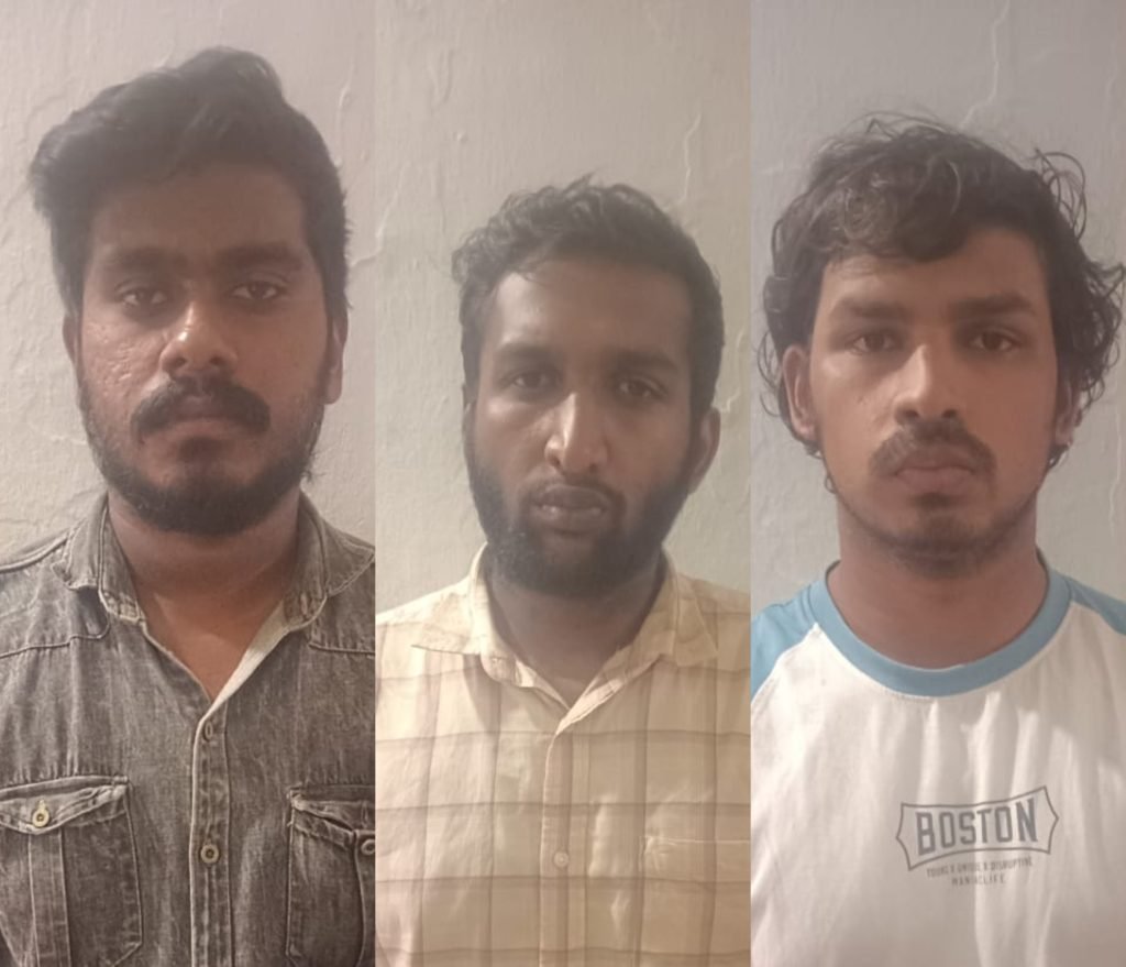 സ്വകാര്യ കമ്പനികളിൽ നിന്ന്  ഒരു കോടിയോളം രൂപ തട്ടി; മുൻ അക്കൗണ്ടന്റടക്കം മൂന്ന് പേർ പിടിയിൽ