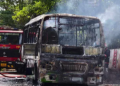 കോഴിക്കോട് ഓടിക്കൊണ്ടിരുന്ന സ്വകാര്യ ബസിന് തീപിടിച്ചു; യാത്രക്കാരെ സുരക്ഷിതമായി പുറത്തിറക്കി