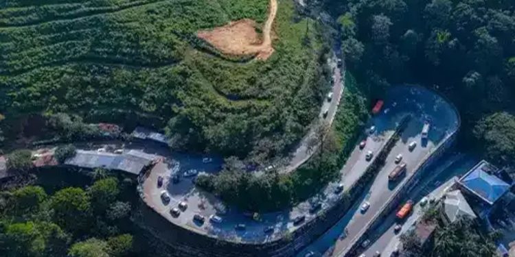 താമരശേരി ചുരത്തിലെ ഗതാഗത പ്രശ്നത്തിന് അടിയന്തര പരിഹാരം കാണണം: ആക്ഷൻ കമ്മിറ്റി