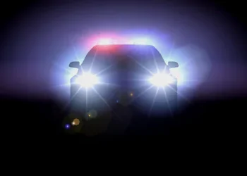 ചുരം റോഡിൽ നടന്നത് സിനിമാ സ്റ്റൈൽ ചേസിങ്; പൊലീസ് ഉദ്യോഗസ്ഥനെയും ഇടിച്ചിട്ടു