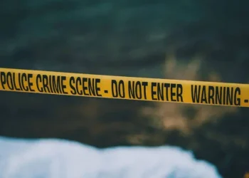 ഭാര്യയെത്തേടി ഭർത്താവ് ഓഫീസിൽ, കണ്ടത് ചാക്കിൽകെട്ടിയ നിലയിൽ മൃതദേഹം; കൊന്നത് അഭിഭാഷകന്റെ ഭാര്യ