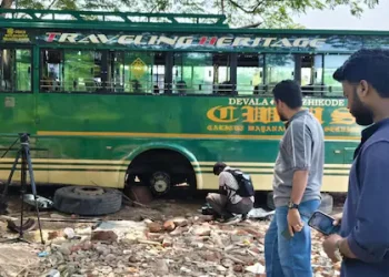 ബസിന്റെ അറ്റകുറ്റപ്പണിക്കിടെ ജാക്കി ലിവർ തെന്നിമാറി അപകടം; യുവാവിന് ദാരുണാന്ത്യം