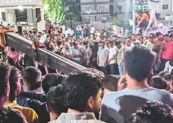 കാർ കിണറിലേക്ക് മറിഞ്ഞു; ഒരു കുടുംബത്തിലെ ഒൻപതുപേർക്ക് ദാരുണാന്ത്യം