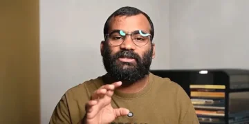 കോൺഗ്രസ് ജനങ്ങളെ വഞ്ചിച്ചെന്ന് വി‍ഡിയോ, പെരുമാറ്റച്ചട്ടം ലംഘിച്ചു; താൽക്കാലിക ജീവനക്കാരന് സസ്പെൻഷൻ