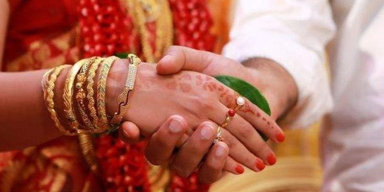 രണ്ടാം വിവാഹം അറിഞ്ഞുവെന്ന കാരണത്താല്‍ ബന്ധുക്കള്‍ കുറ്റക്കാരല്ല: സുപ്രീംകോടതി