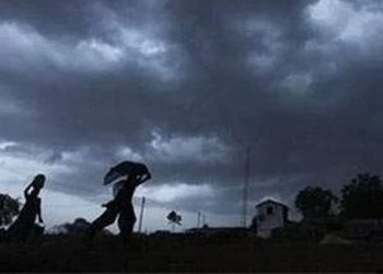 കടുത്ത ചൂടില്‍ നിന്ന് ആശ്വാസമാകുമോ? ശക്തമായ മഴ വരുന്നു; ബുധനാഴ്ച നാലു ജില്ലകളില്‍ യെല്ലോ അലര്‍ട്ട്