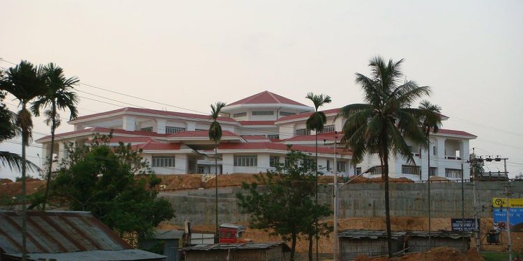 മാതാപിതാക്കളുടെ മരണശേഷം വിവാഹമോചിതരാകുന്ന മകള്ക്ക് കുടുംബപെന്ഷന് അര്ഹതയില്ല: ത്രിപുര ഹൈക്കോടതി