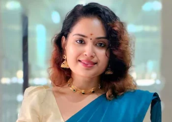 ‘പെൺകുട്ടികളെ പച്ചയ്ക്ക് മോശം പറയും; ഇവരെ നമുക്ക് പിണക്കാൻ പറ്റില്ല’: ദുരനുഭവം തുറന്നുപറഞ്ഞ് സൗമ്യ