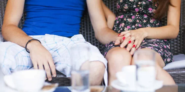 യുവതിയുമായി 40 മിനിറ്റ് ഡേറ്റിങ്ങിന് 18,000 രൂപ! പ്രണയം തേടിയിറങ്ങുന്നവരെ ‘ടെക്വില കെണി’യിൽ വീഴ്ത്തി കഫേകൾ