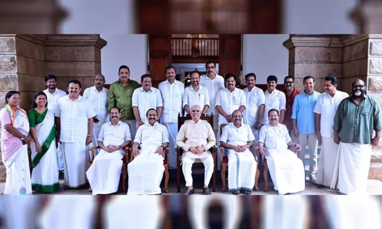 മന്ത്രിമാര്‍ക്ക് വകുപ്പുകളായി; പട്ടിക ഗവര്‍ണര്‍ക്ക് കൈമാറി