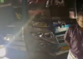 ബസ്സും ബൈക്കും കൂട്ടി ഇടിച്ച് ബൈക്ക് യാത്രക്കാരന് ഗുരുതര പരിക്ക്