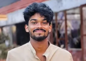 അവൻ ലഹരി ഉപയോഗിക്കില്ല, അധ്യാപകൻ അപമാനിച്ചു’: ആദിത്യന്റെ മരണത്തിൽ ദുരൂഹതയെന്ന് പിതാവ്