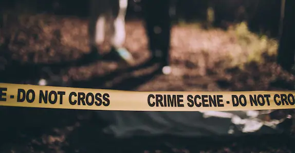 ഓടിക്കൊണ്ടിരിക്കുന്ന കാറിന് തീപിടിച്ചു; അച്ഛനും മകൾക്കും ദാരുണാന്ത്യം