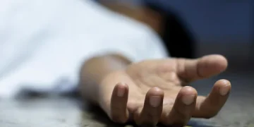 നീറ്റ് പരീക്ഷ റദ്ദാക്കിയതിൽ മാനസികവിഷമം?; കർണാടകയിലും ആത്മഹത്യ, 18കാരി ജീവനൊടുക്കി