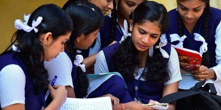 എസ്എസ്എല്സി പരീക്ഷാഫലം ഇന്ന്; റിസൾട്ട് കാത്ത് 4.17 ലക്ഷം വിദ്യാർത്ഥികൾ; ഫലം ഇങ്ങനെ അറിയാം