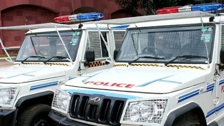 പിഎസ്‌സി പരീക്ഷയില്‍ ഹൈടെക് കോപ്പിയടി; ഉത്തരം കണ്ടത്താന്‍ ഗുഗിള്‍ ജെമിനി; ഉദ്യോഗാര്‍ഥിയും സഹായിയും അറസ്റ്റില്‍
