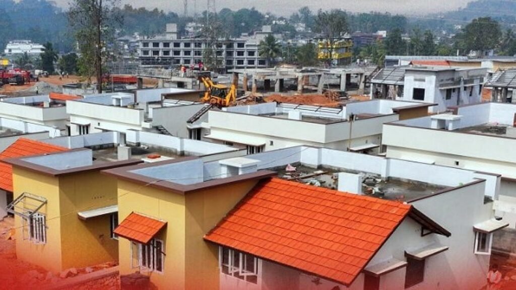 വയനാട് ടൗണ്‍ഷിപ്പിലെ ആദ്യ താമസക്കാര്‍; ഗൃഹപ്രവേശനം ഇന്ന്, പുതിയ സ്വപ്‌നങ്ങളുമായി വിജയനും കുടുംബവും