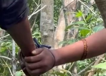 കൈകൾ പരസ്പരം കൂട്ടിക്കെട്ടിയ നിലയിൽ;  യുവതിയും യുവാവും ആത്മഹത്യ ചെയ്തു