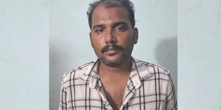വിവാഹത്തിന് ക്ഷേത്രത്തിലെത്താമെന്ന് വാഗ്ദാനം, നിരവധി തവണ പീഡിപ്പിച്ചു, 7 പവനും 9 ലക്ഷം രൂപയും തട്ടിയെടുത്തു മുങ്ങി; ‘വരൻ’ അറസ്റ്റിൽ