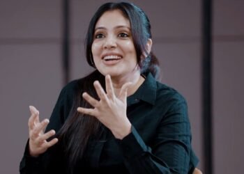 ‘ഇതിനിടയിൽ ലാലേട്ടൻ ഇതൊക്കെ എപ്പോൾ ചെയ്തു എന്ന് തോന്നും’; ‘ദൃശ്യം 3’യെക്കുറിച്ച് വീണ