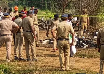 മുണ്ടത്തിക്കോട് വെടിമരുന്നുശാലയിലെ ദുരന്തം; സ്വമേധയാ കേസെടുത്ത് ഹൈക്കോടതി