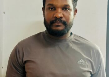 ഡ്രൈഡേയിൽ  അനധികൃത മദ്യവിൽപ്പന:യുവാവിനെ എക്സൈസ് അറസ്റ്റ് ചെയ്തു